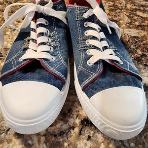 Bobbie Brooks Sneakers